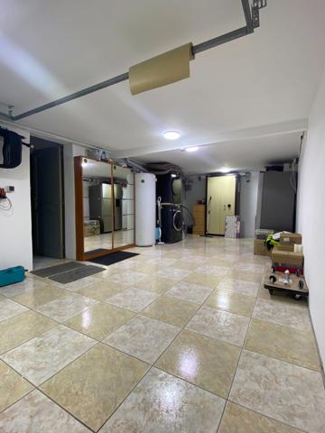 Maison 5 chambres + piscine + 2 garages – secteur recherché