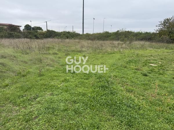 LOYETTES – TERRAIN CONSTRUCTIBLE EN ZAC – POSSIBILITÉ PROJET MIXTE ACTIVITÉ / LOGEMENT