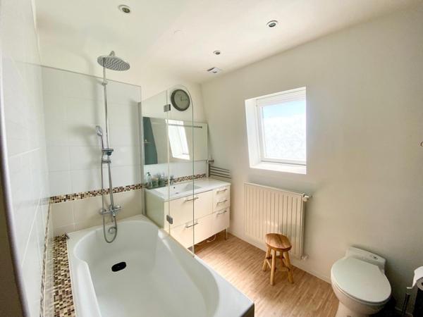 Maison à LINSELLES, 59126 - 4 pièces 95m²