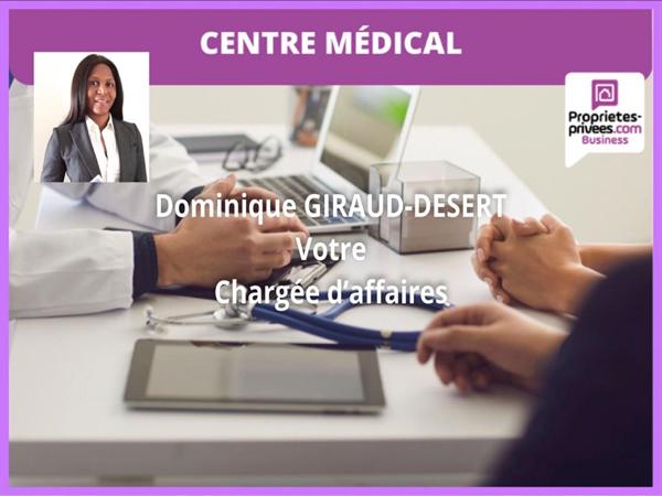 PARIS 75007 - PONT DE L'ALMA - EXCLUSIF - MURS COMMERCIAUX 790 m²