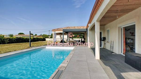 Maison à vendre 5 pièces de 182 m²