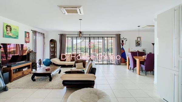 Maison à vendre 5 pièces de 182 m²