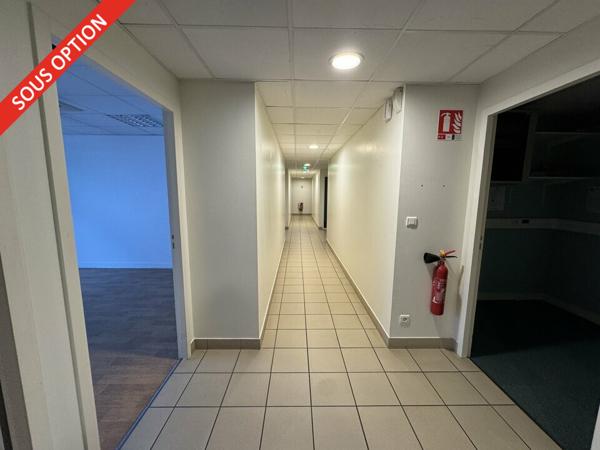 JOUE-LES-TOURS BUREAUX A VENDRE DE 191 M² ET 6 PARKINGS