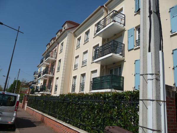 Location appartement Mantes-la-Jolie - 1 pièce(s) - 24 m² - 599 €/mois