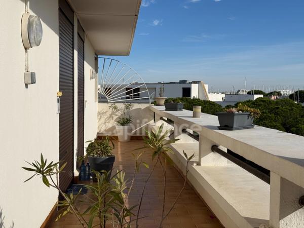 Marina T2,42 m2 + 14m2 de terrasse Port Camargue
