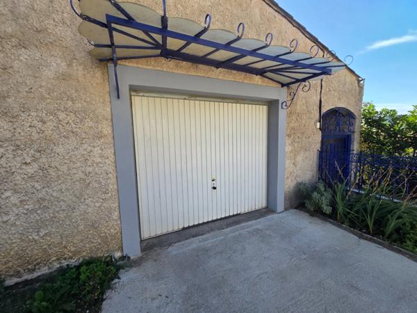 ALES (30)A vendre secteur Chantilly belle maison 5 chambres entierement rénovée d'environ 140m² habitable sur un terrain clos de 500m².