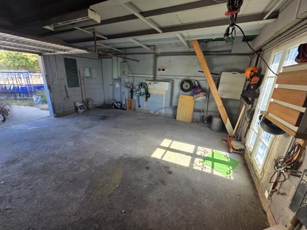 ALES (30)A vendre secteur Chantilly belle maison 5 chambres entierement rénovée d'environ 140m² habitable sur un terrain clos de 500m².