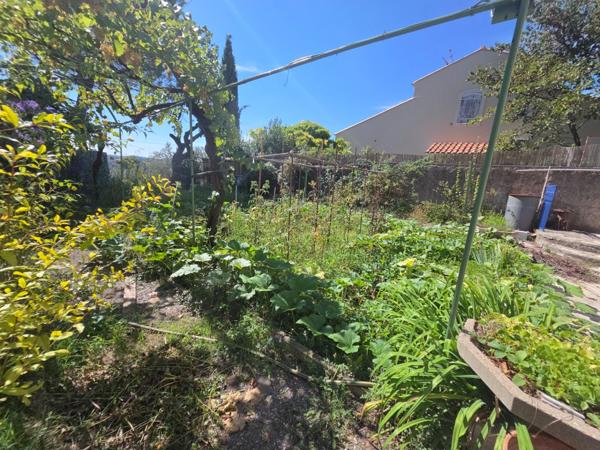 ALES (30)A vendre secteur Chantilly belle maison 5 chambres entierement rénovée d'environ 140m² habitable sur un terrain clos de 500m².