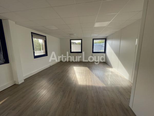 Bureaux à louer ou vendre à Wasquehal avec parkings privatifs modernes