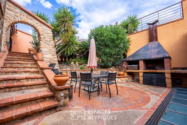 Maison d’architecte au coeur de Port-Vendres avec piscine intérieure et patios