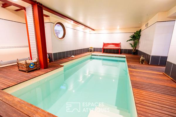 Maison d’architecte au coeur de Port-Vendres avec piscine intérieure et patios