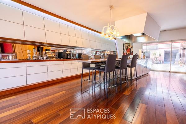 Maison d’architecte au coeur de Port-Vendres avec piscine intérieure et patios