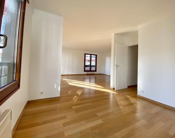 A Issy-les-Moulineaux, appartement-terrasse 159 m2 6 pièces 4 chambres