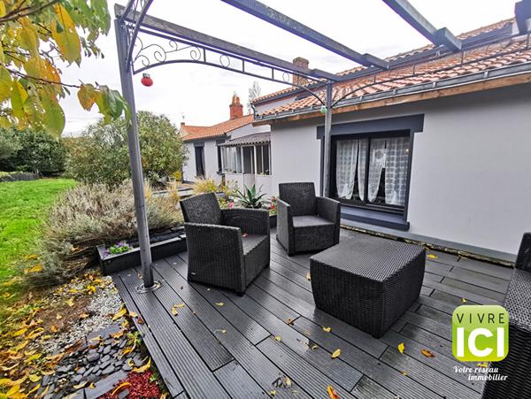 Maison 4 pièce(s), 130 m2, garage.