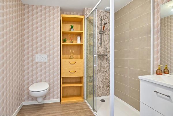 Vente                                                      Maison
                        
                     4 pièces                      98 m2                     à Châteaubourg