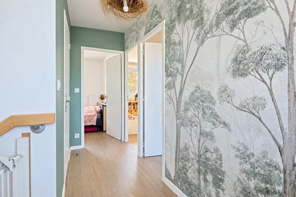 Vente                                                      Maison
                        
                     4 pièces                      98 m2                     à Châteaubourg