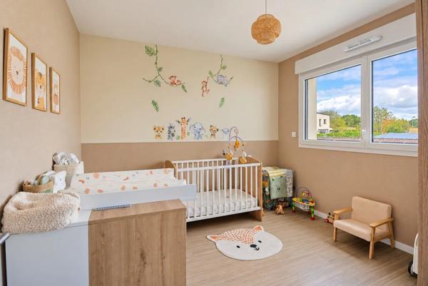 Vente                                                      Maison
                        
                     4 pièces                      98 m2                     à Châteaubourg