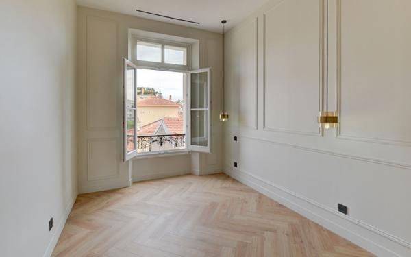 Appartement à vendre    4 pièces • 110 m2 Cannes
