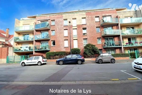 Appartement à Vendre à Armentières (59280) en Nord (59) quartier des écoles

Cet appartement ...