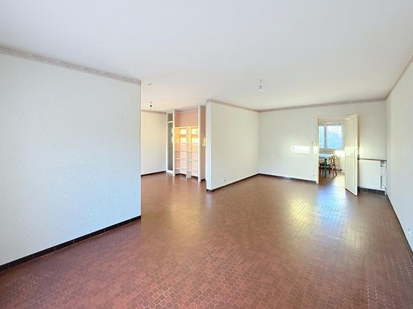 Maison à vendre aux Ponts de Cé Quartier La Guillebotte - 4 chambres avec vie de plain pied proche commodités à pieds