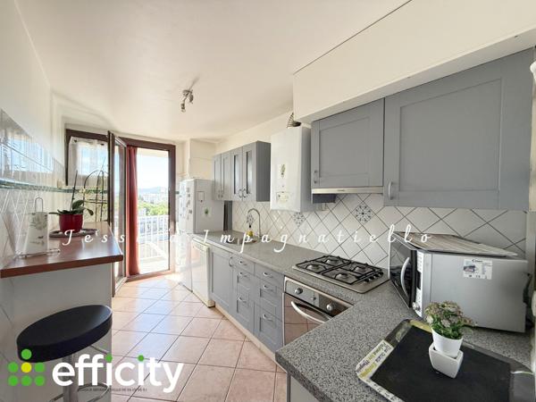 Appartement 3 pièces - 77 m²