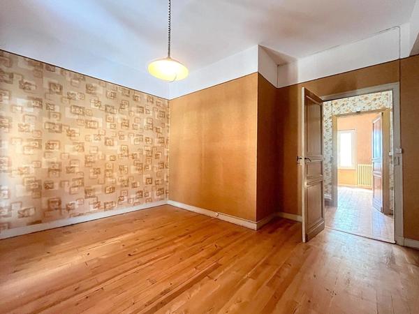 Maison à vendre 6 pièces VALENCE D'AGEN (82)