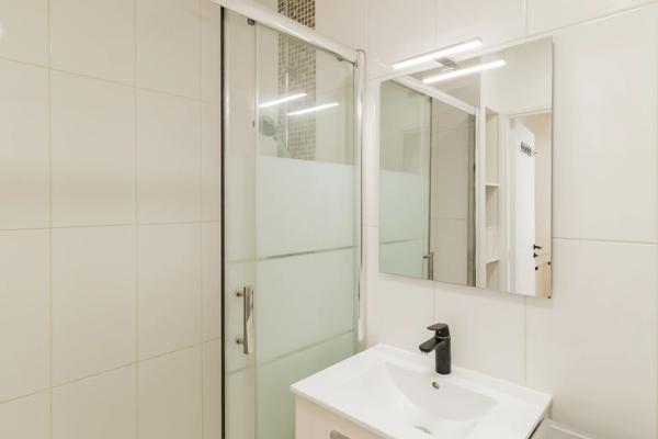 Appartement Paris 17 e - BATIGNOLLES / RUE LEMERCIER