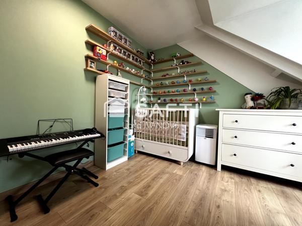 Maison chaleureuse au coeur du Village Parisien