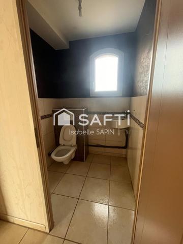 Jolie maison climatisée 3 chambres avec piscine couverte