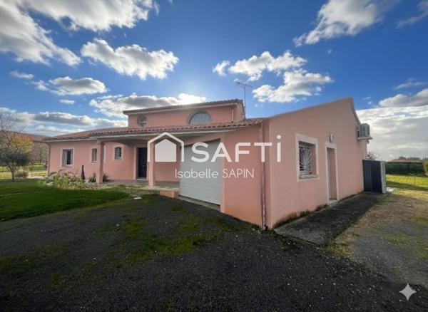 Jolie maison climatisée 3 chambres avec piscine couverte