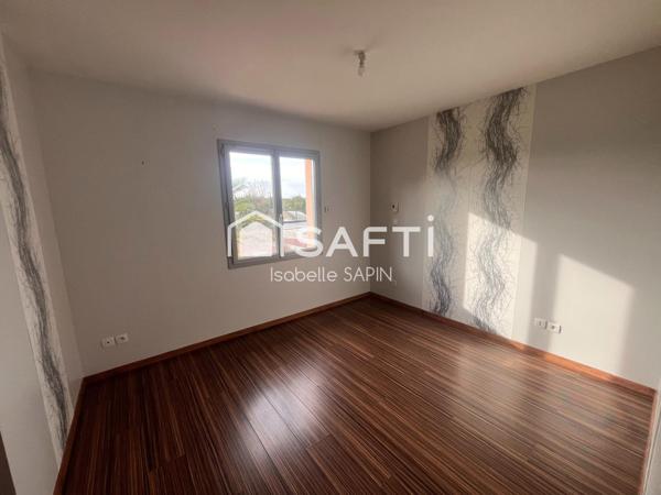 Jolie maison climatisée 3 chambres avec piscine couverte