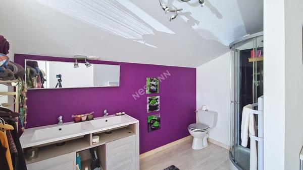 Charme et authenticité à VOUNEUIL SOUS BIARD : magnifique maison en pierre de 1800 avec 6 372 m² de terrain