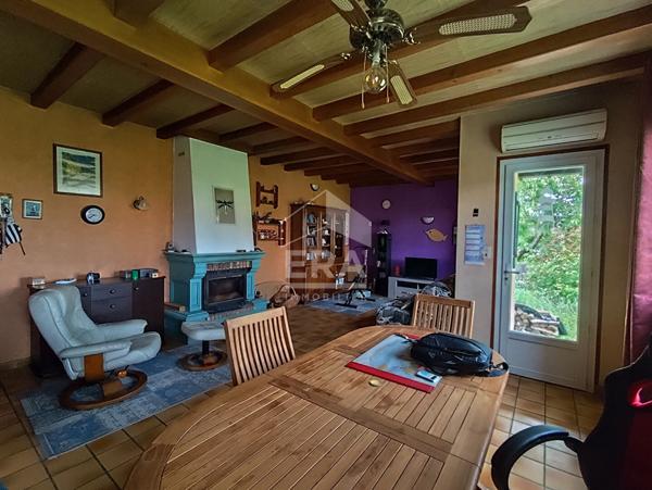 Maison plain pied au calme proche bourg