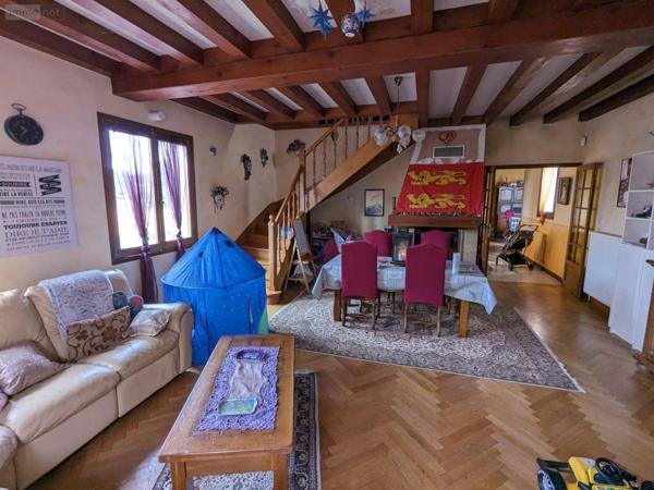 Maison de ville à vendre à Authon-du-Perche dans l'Eure-et-Loir (28330), ref : 39 MO   
Bourg