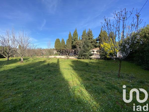 Maison 5 pièces de 127 m² à Saint-Martin-de-Crau (13310)