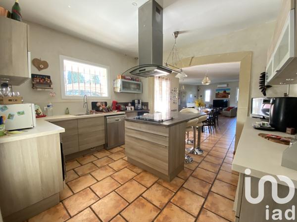 Maison 5 pièces de 127 m² à Saint-Martin-de-Crau (13310)