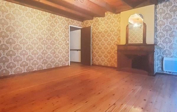 Vente Maison de village 120 M2 HAB.+ 50 M2 AMÉNAGEABLES ! à rafraîchir Alzon   