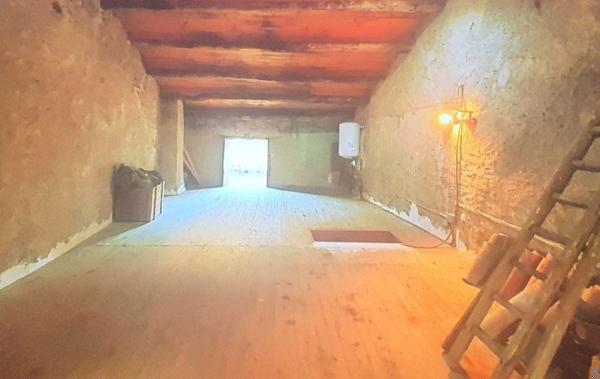 Vente Maison de village 120 M2 HAB.+ 50 M2 AMÉNAGEABLES ! à rafraîchir Alzon   