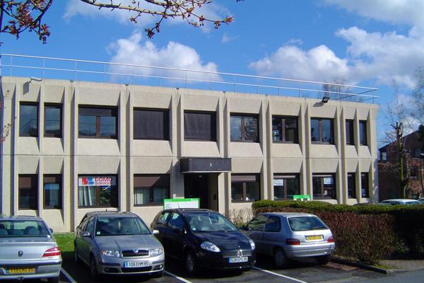 Bureaux à louer en rez-de-chaussée à Cergy proche gare et parkings