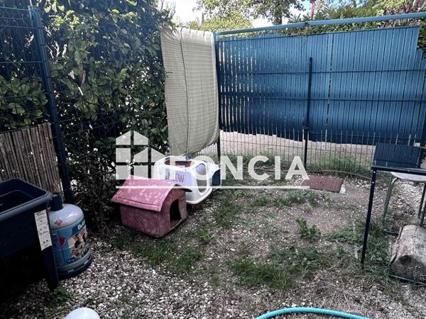 À vendre Studio 32 m² - Entraigues-sur-la-sorgue 84320