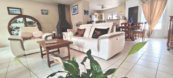 Limony (07340) Maison de 108 m², 3 chambres, avec piscine, véranda et terrain arboré de 1 260 m²