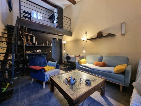 Vente Maison de village107 m² - 4 Pièces - VAUVERT (30600)