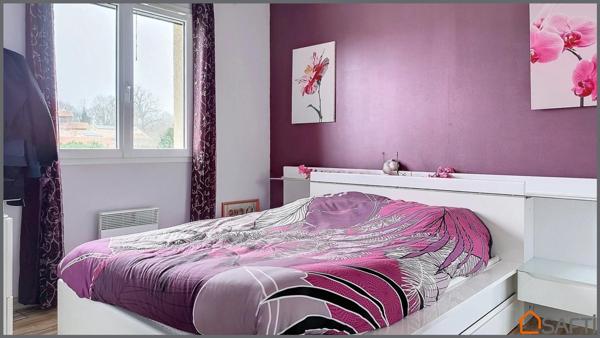 Charmante villa avec sous sol complet, sur un terrain clos de 1 094 m².