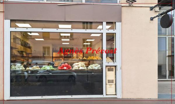 Commerce à vendre de 115 m²