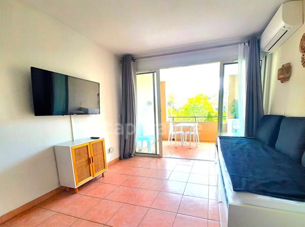 BORD DE MER - APPARTEMENT T2 TERRASSE + PARKING + PISCINE à vendre SIX-FOURS-LES-PLAGES (83)