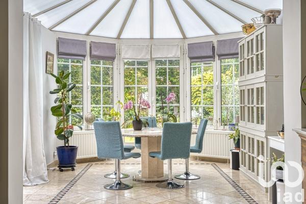 Maison 8 pièces de 162 m² à Triel-sur-Seine (78510)