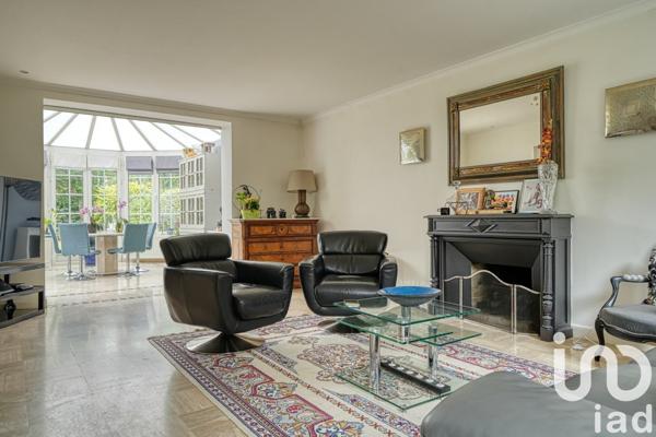 Maison 8 pièces de 162 m² à Triel-sur-Seine (78510)