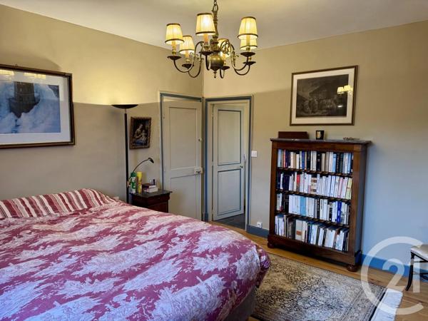 Maison à vendre  17 pièces - 365 m 2   GISORS  - 27
