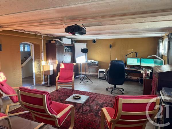 Maison à vendre  17 pièces - 365 m 2   GISORS  - 27