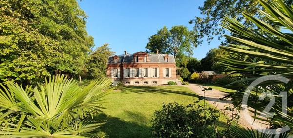 Maison à vendre  17 pièces - 365 m 2   GISORS  - 27
